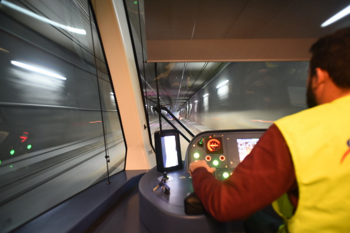 Las pruebas del Metro de Granada registran un mayor nmero de incidencias viarias por ocupaciones de peatones